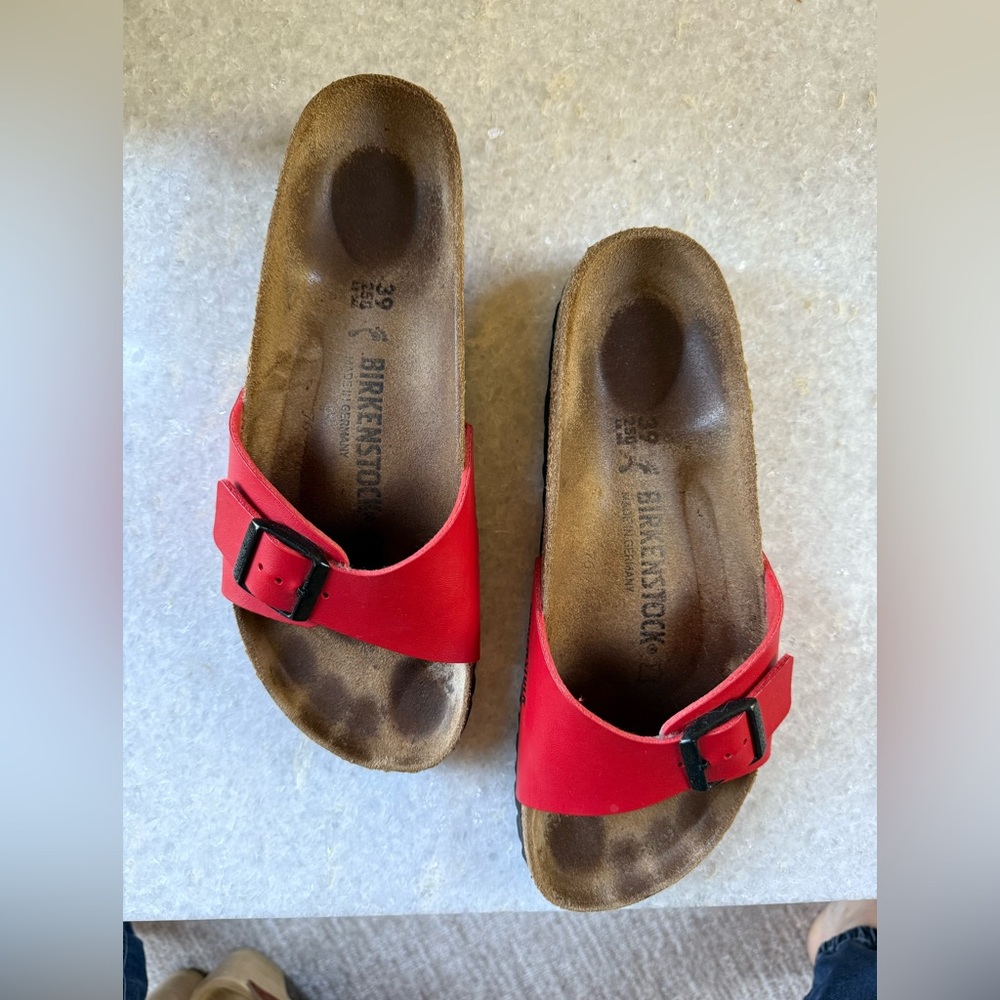 Birkenstock sandal red 39 medium / narrow great condition